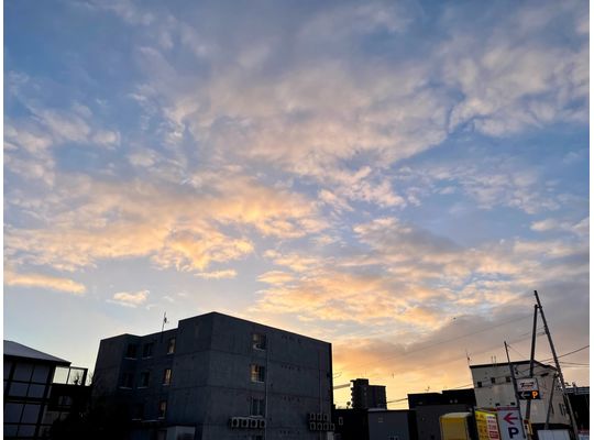 朝の空