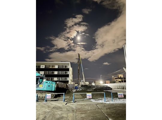 月がキレイないつだかの夜