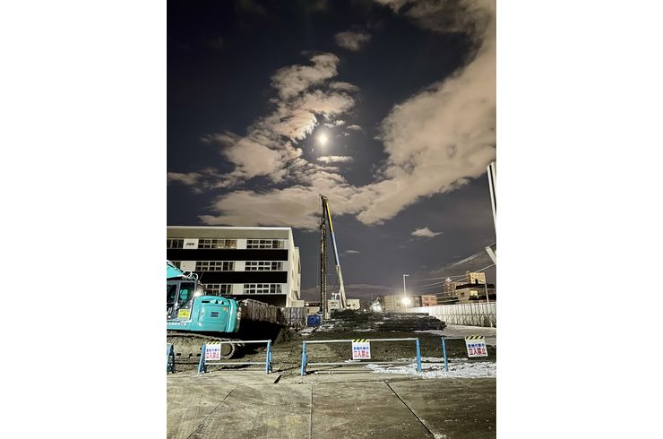 月がキレイないつだかの夜