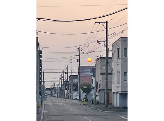 太陽はスマホではうまく撮れない