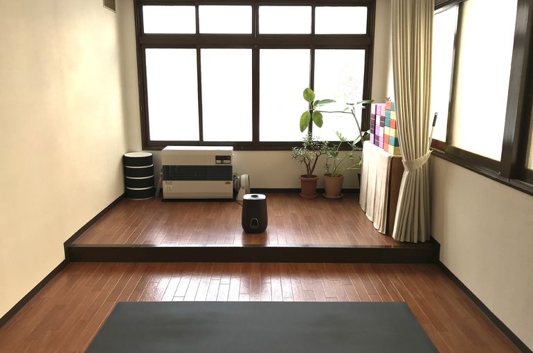 寂しいスタジオ風景